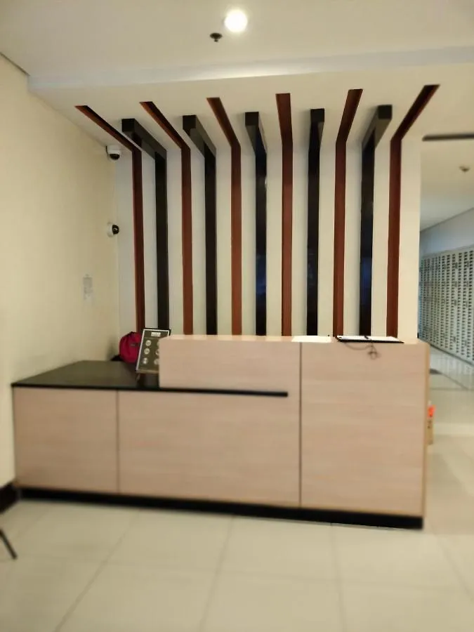 Room Across Naia Terminal 3 At Newport Pasay Philippines